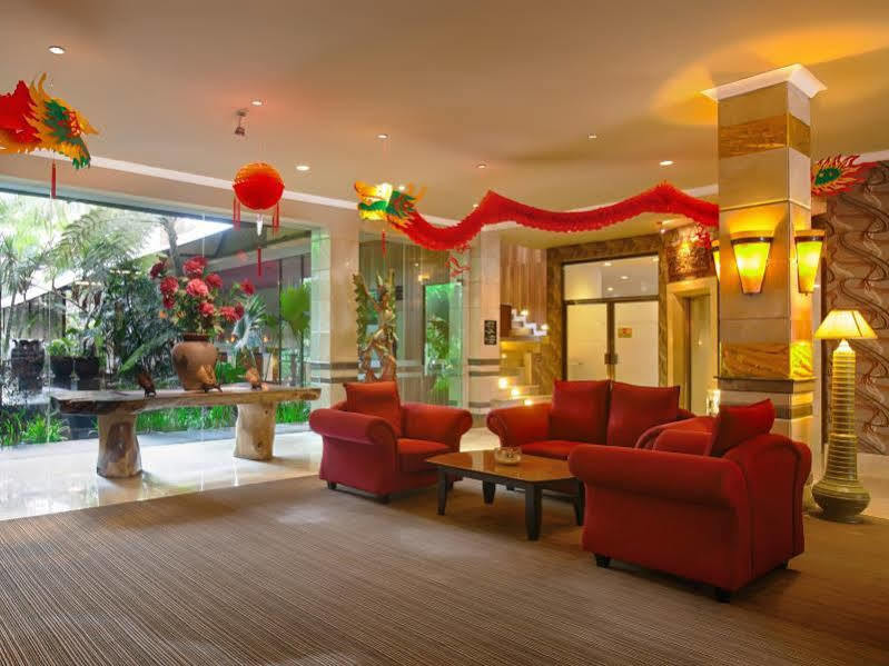 Bali World Hotel Bandung Exterior photo